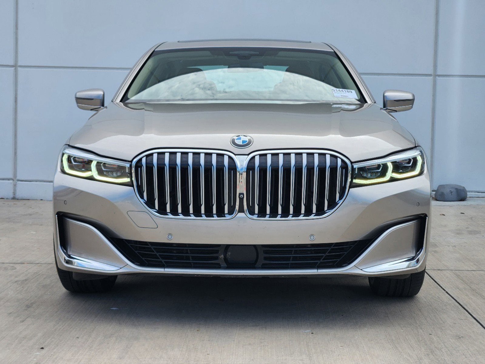 Used 2022 BMW 7 Series 740i with VIN WBA7T2C04NCJ39676 for sale in Plano, TX