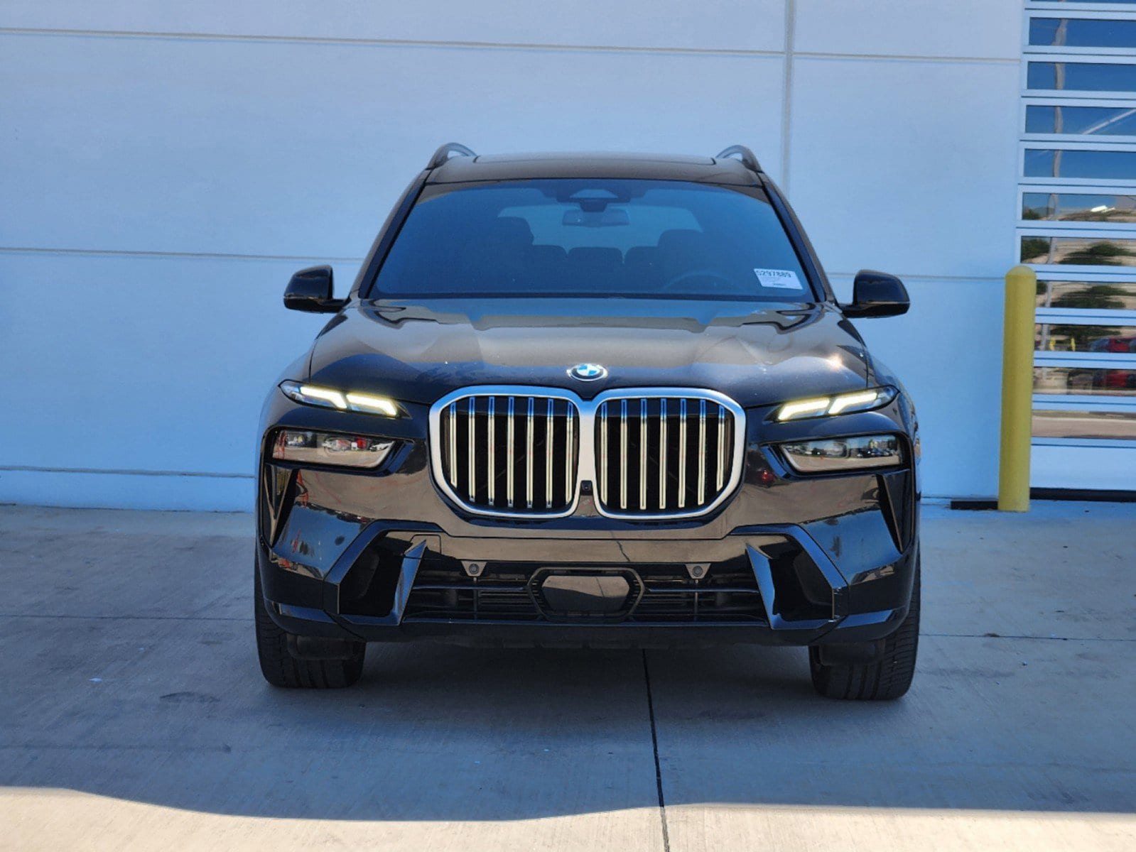 Used 2023 BMW X7 40i with VIN 5UX23EM0XP9P18831 for sale in Plano, TX