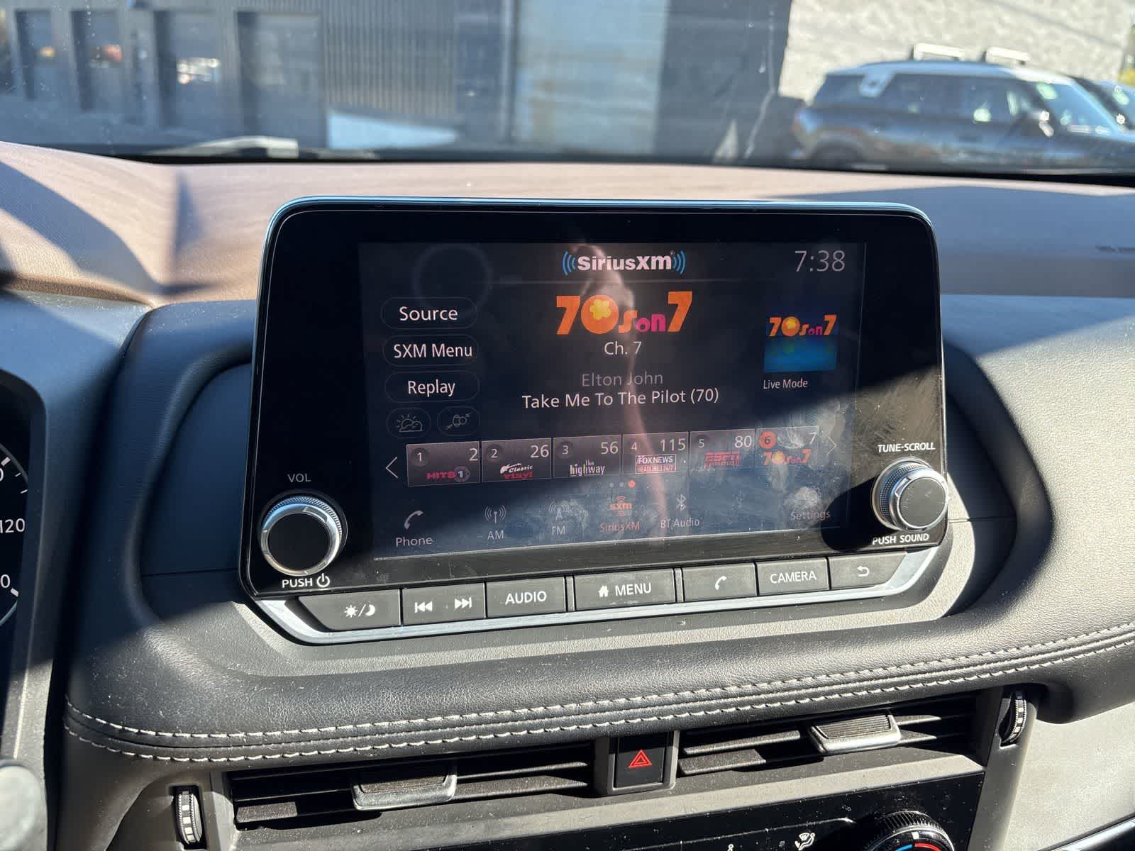 Thumbnail: 2021 Nissan Rogue - 7