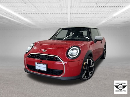 2026 MINI Hardtop 2 Door Iconic Hatchback