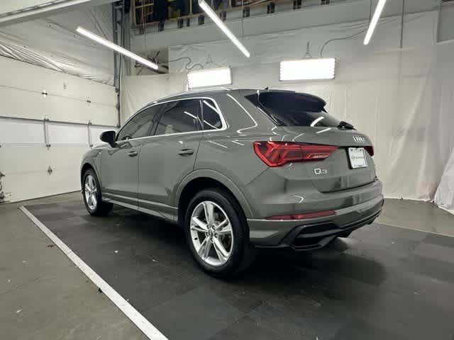 Thumbnail: 2020 Audi Q3 - 3