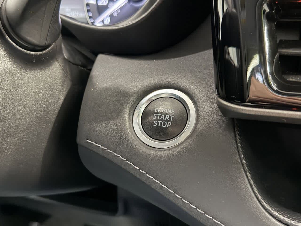 Thumbnail: 2021 Toyota Highlander - 23