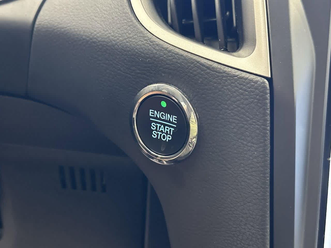 Thumbnail: 2022 Ford Edge - 20