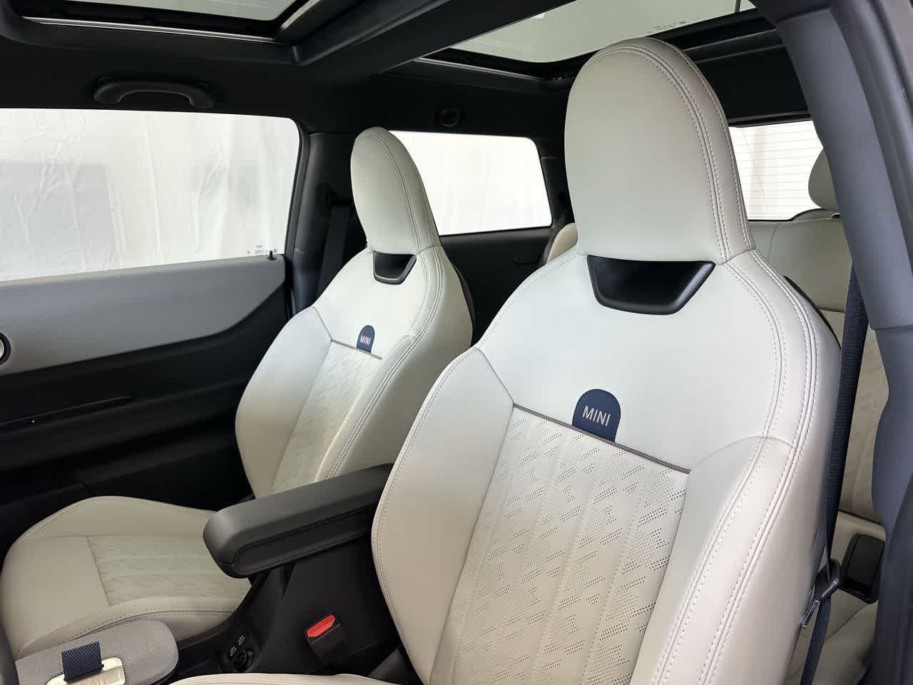 Thumbnail: 2025 MINI Cooper Hardtop - 11
