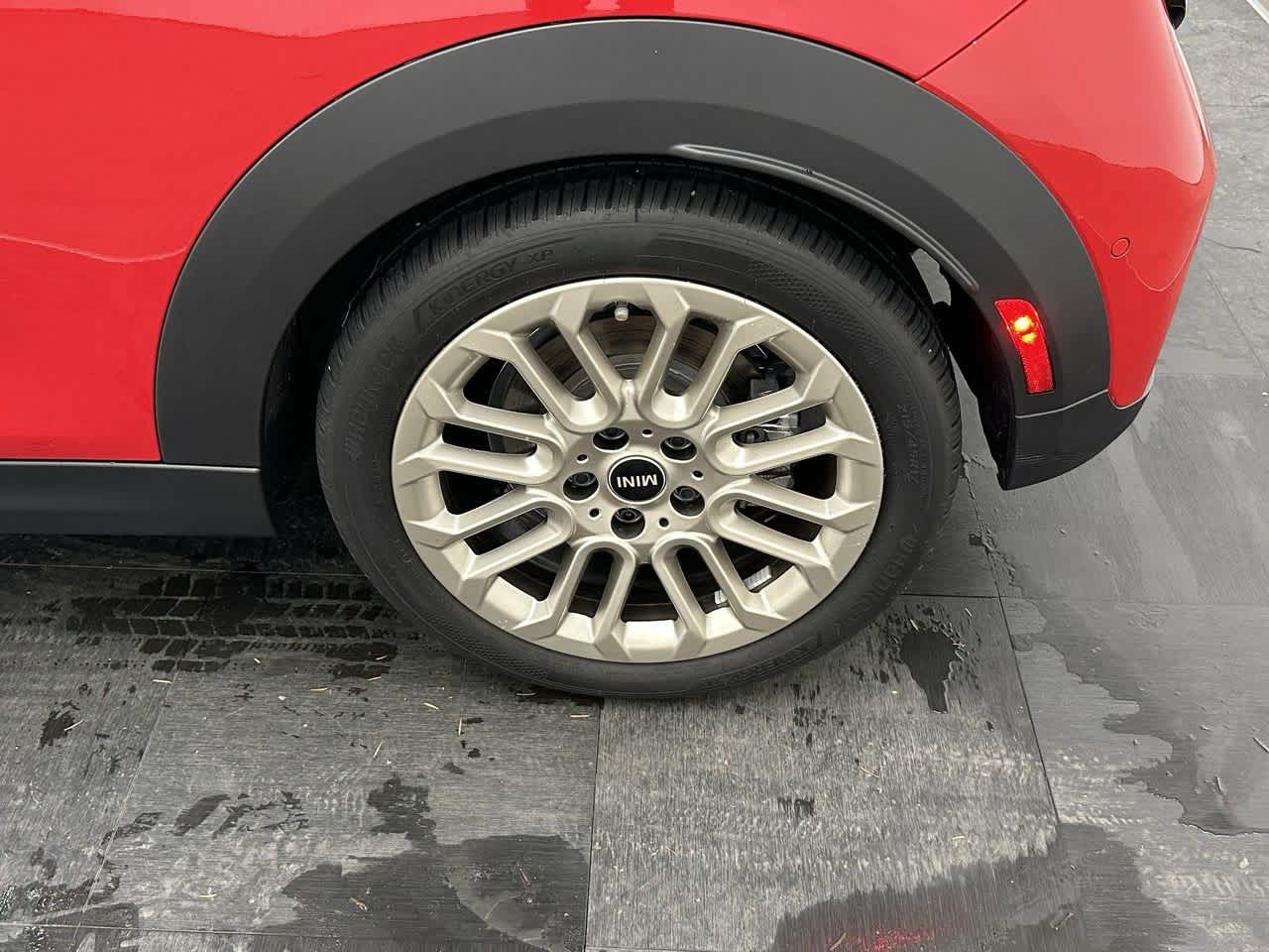 Thumbnail: 2025 MINI Cooper Hardtop - 25