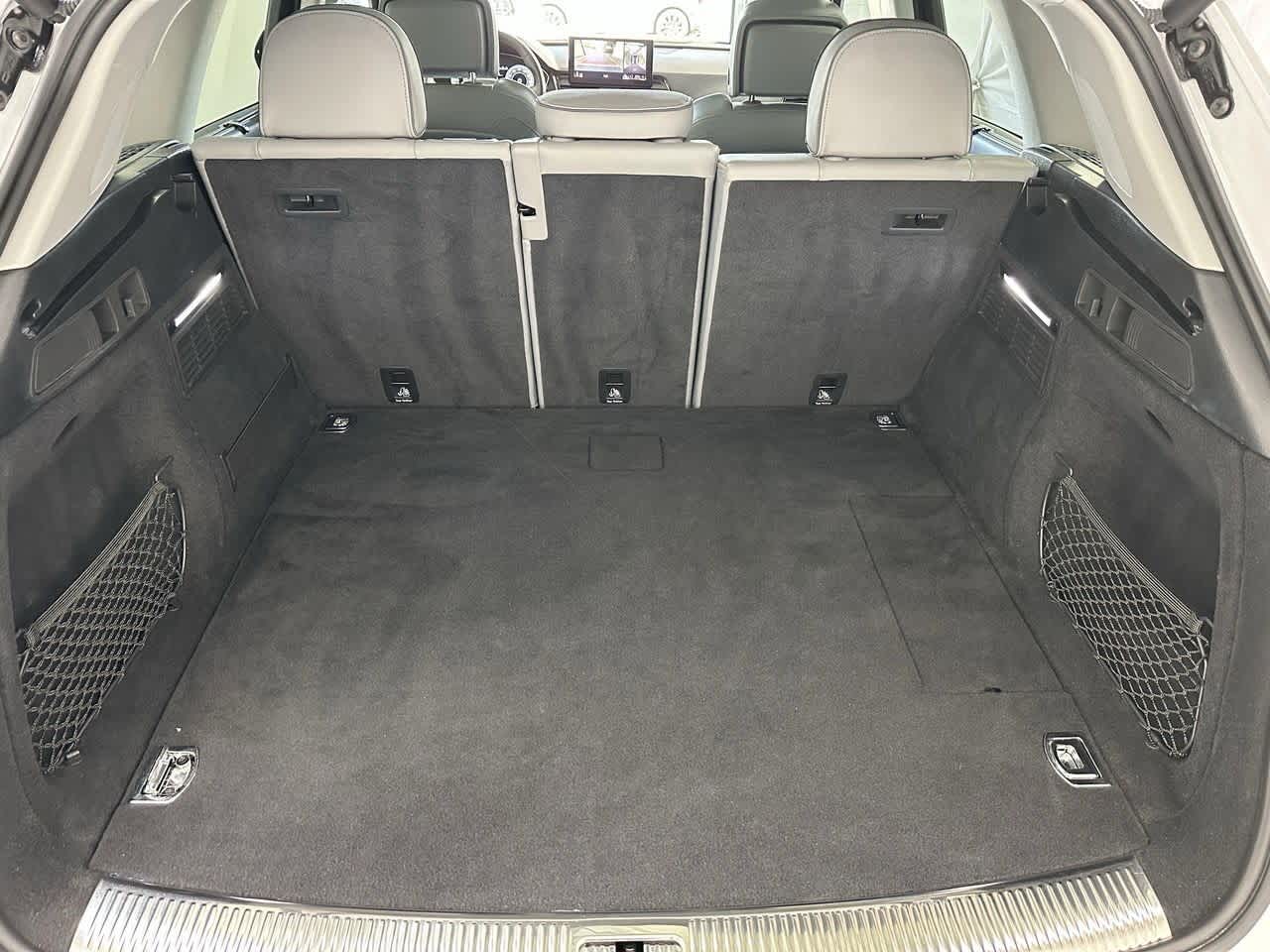 Thumbnail: 2022 Audi Q5 - 5