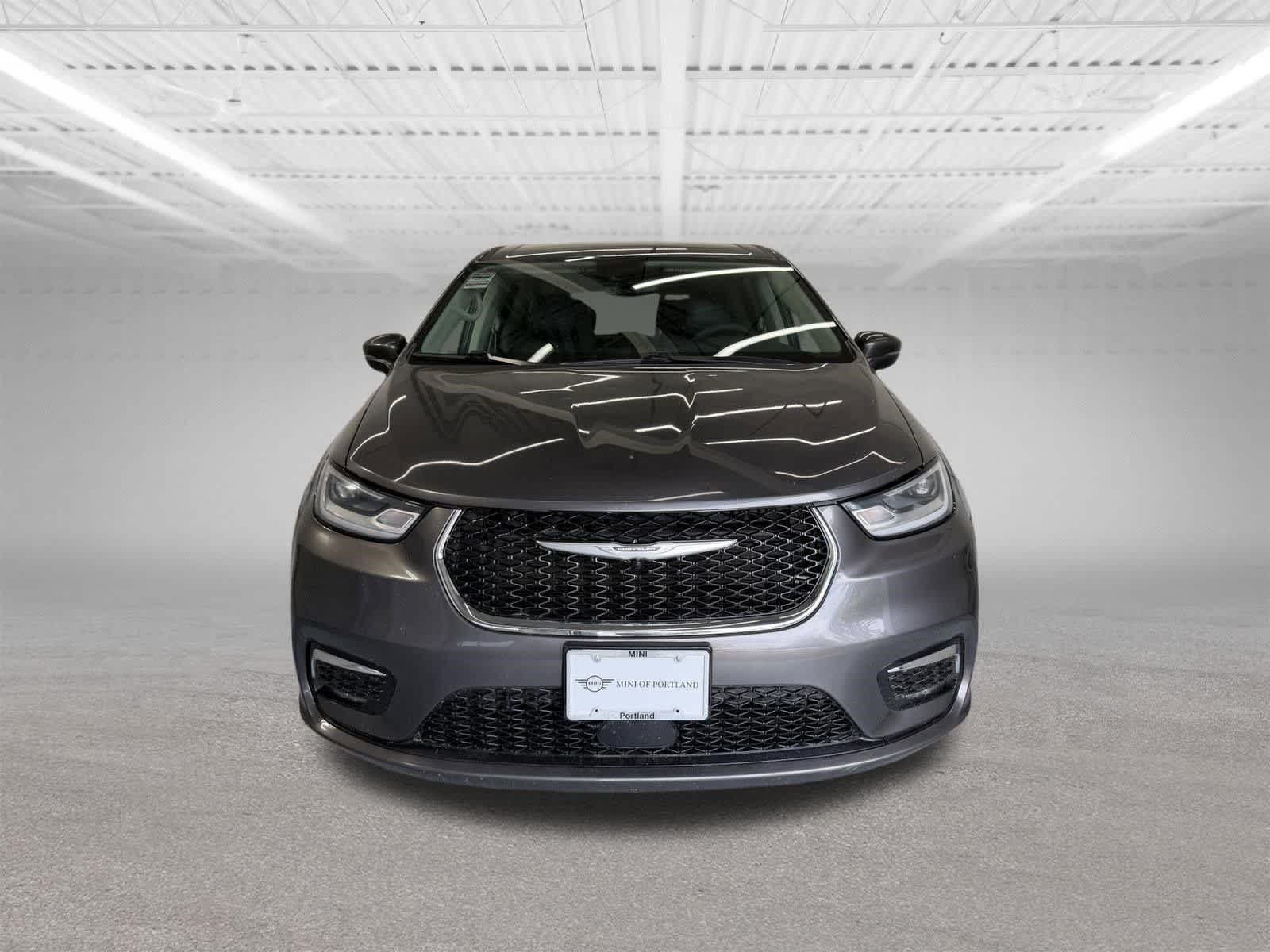 2023 Chrysler Pacifica Touring L - Photo 8