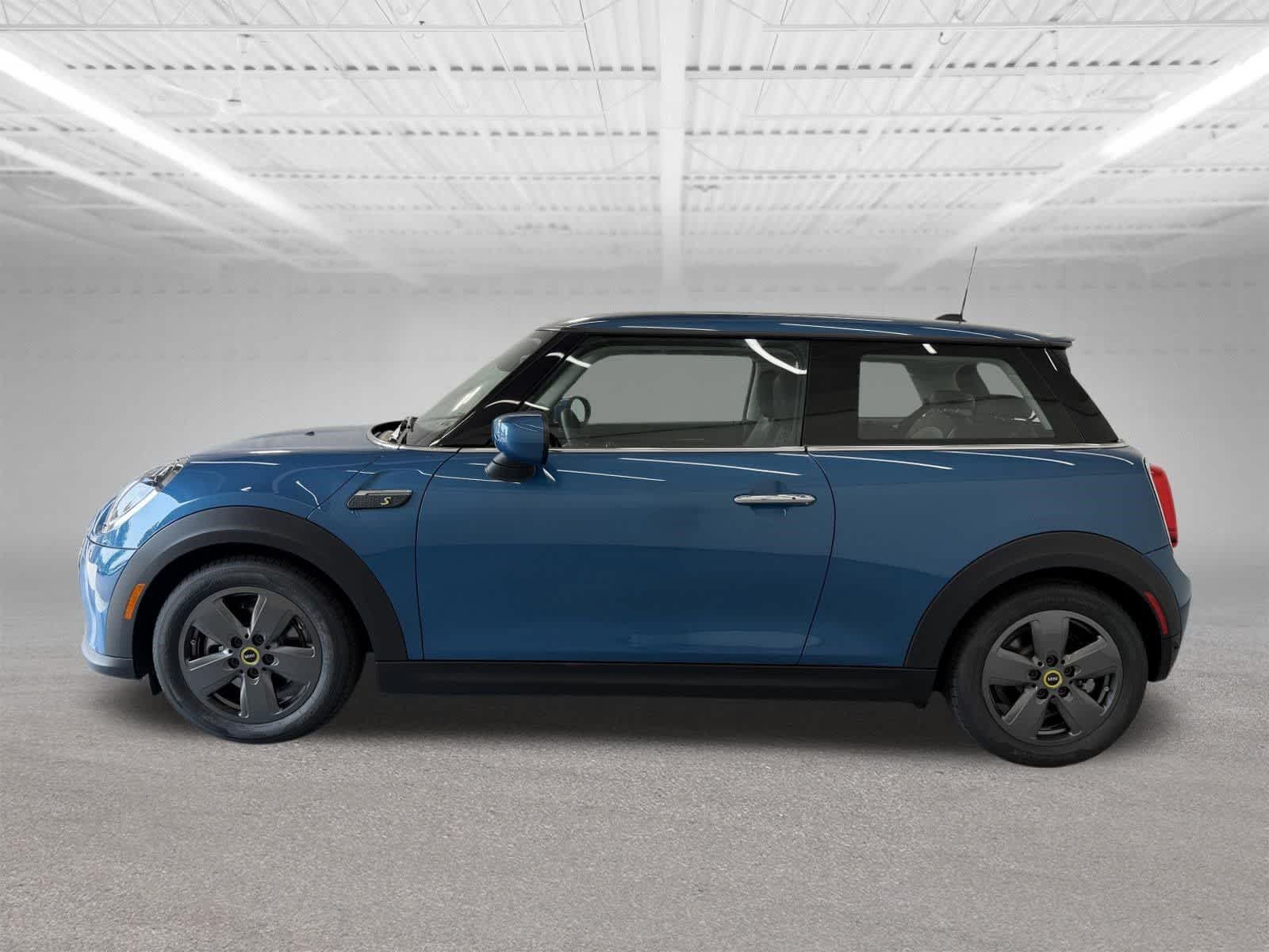 Certified 2023 MINI Hardtop 2 Door SE with VIN WMW13DJ05P2T22615 for sale in Portland, OR