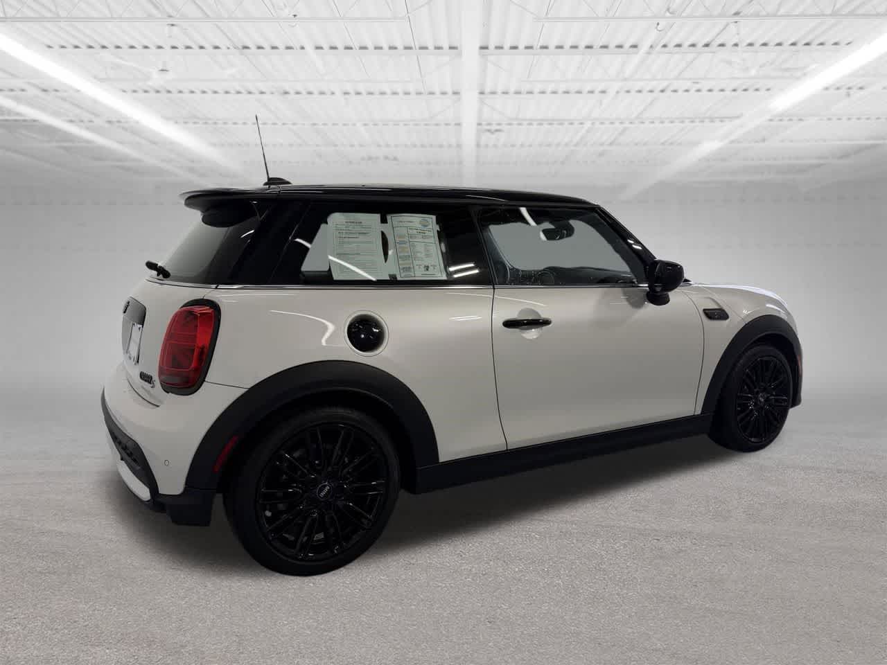 Thumbnail: 2023 MINI Cooper Hardtop - 6