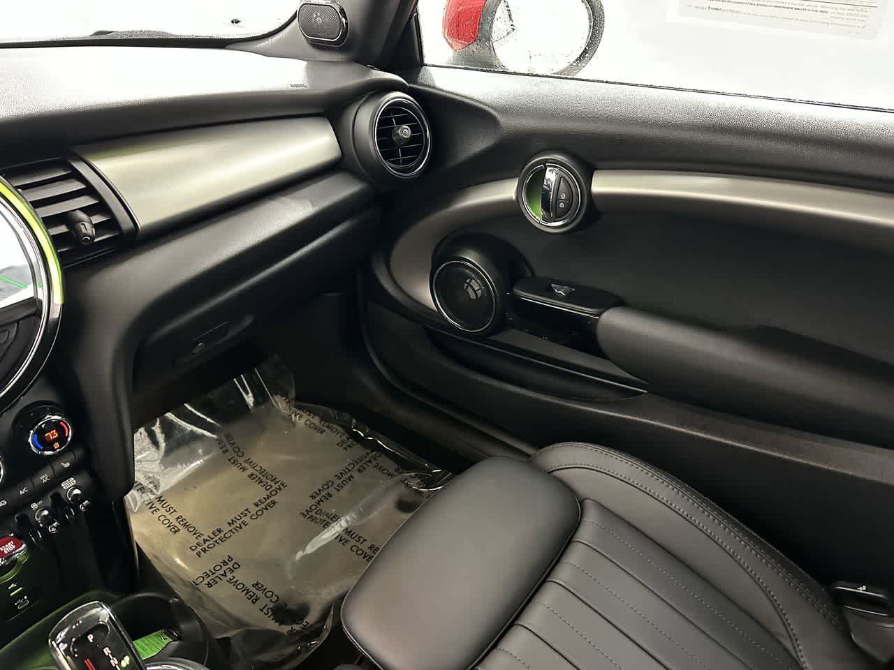 Thumbnail: 2021 MINI Cooper Convertible - 23