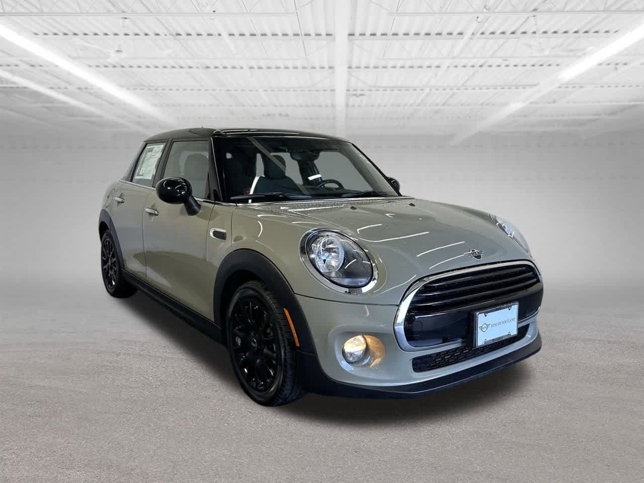 Thumbnail: 2019 MINI Cooper Hardtop - 7