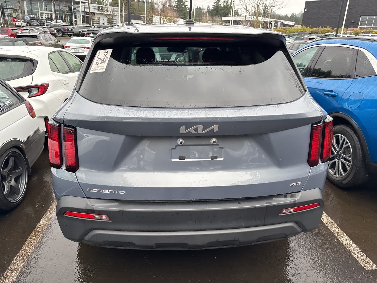 Thumbnail: 2023 Kia Sorento - 6