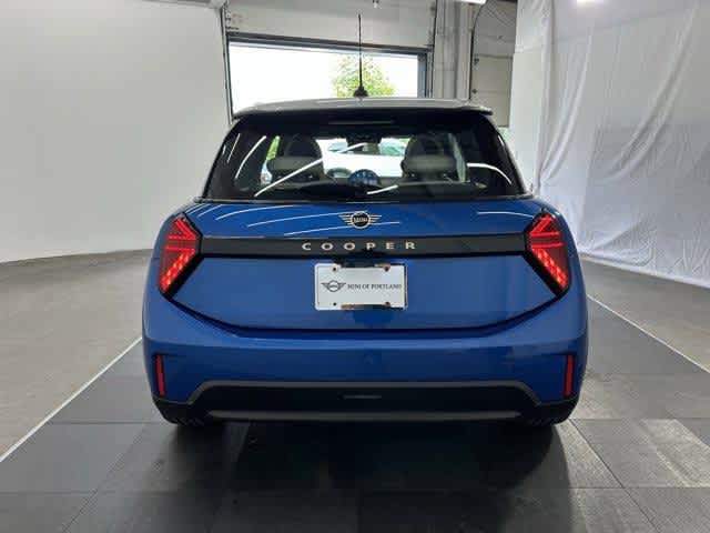 2025 Mini Cooper 2 Door Hardtop photo 4