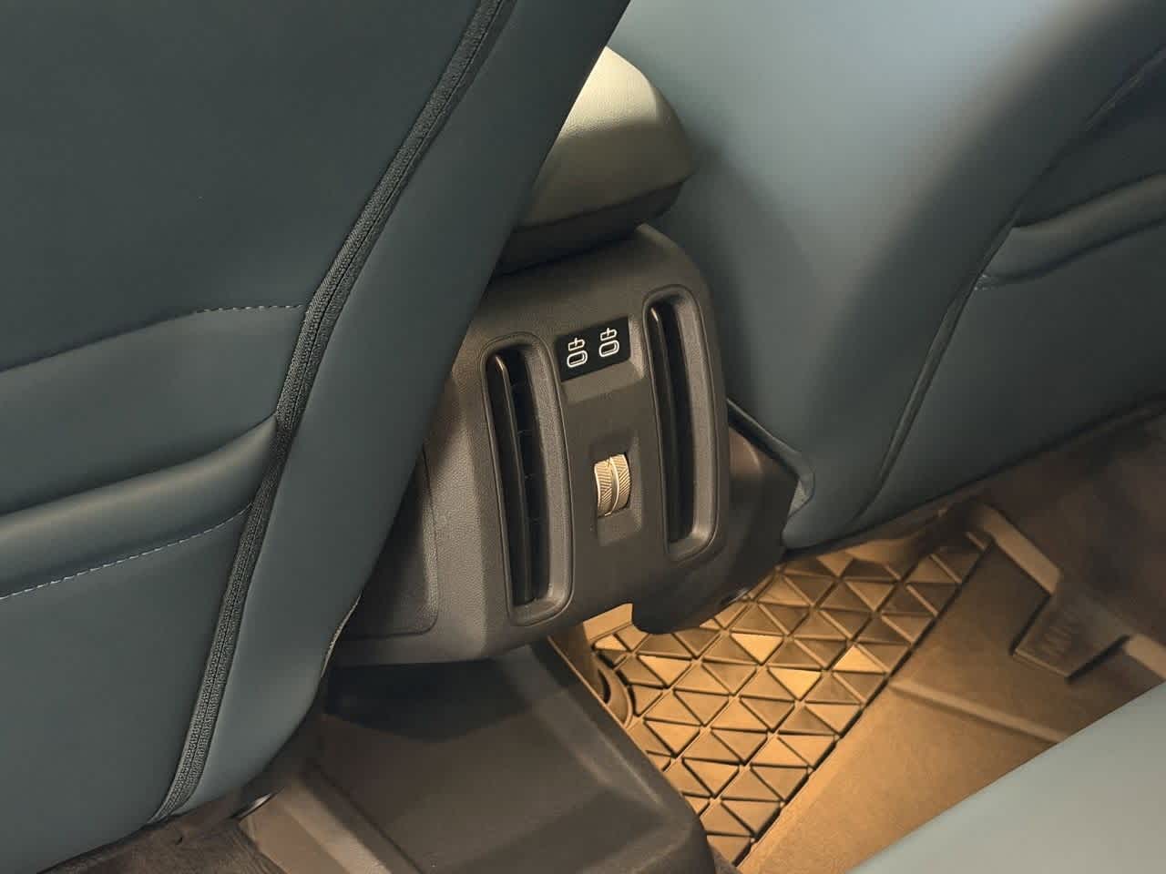 Thumbnail: 2025 MINI Cooper Countryman - 14