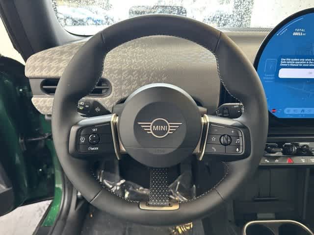 Thumbnail: 2025 MINI Cooper Hardtop - 15