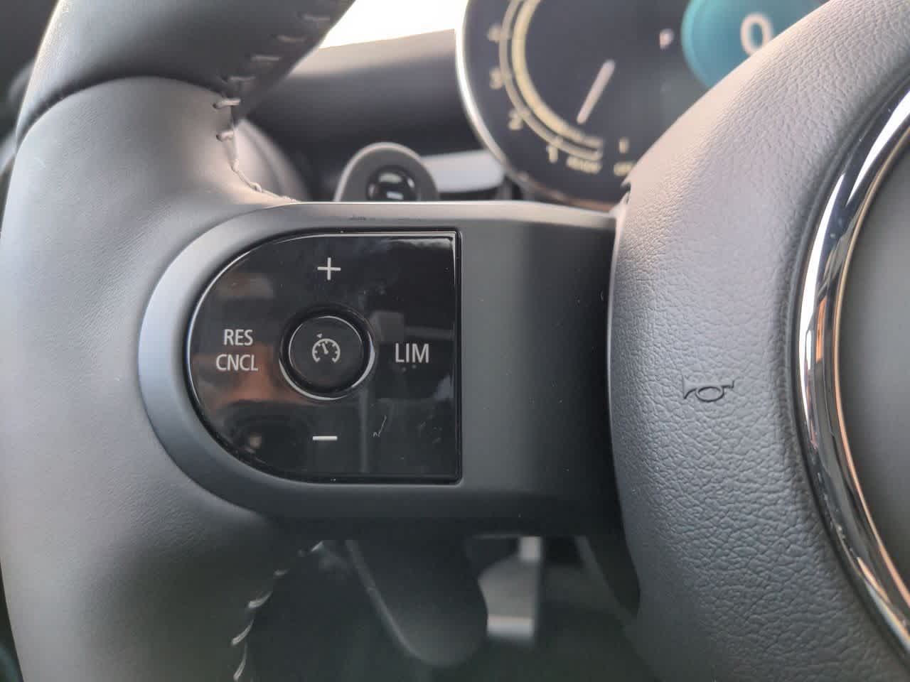 2023 MINI Cooper Hardtop S 22