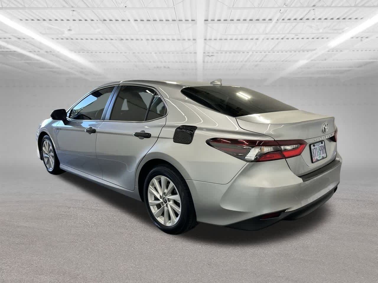 Thumbnail: 2022 Toyota Camry - 3