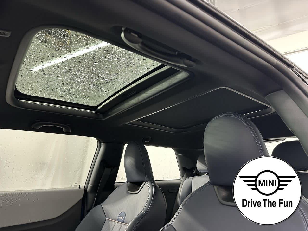 Thumbnail: 2025 MINI Cooper Hardtop - 12