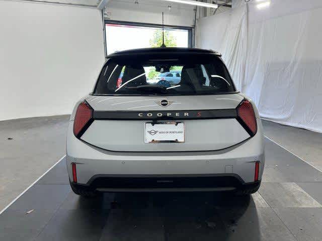 Thumbnail: 2025 MINI Cooper Hardtop - 4