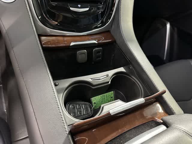 Thumbnail: 2019 Cadillac Escalade - 22