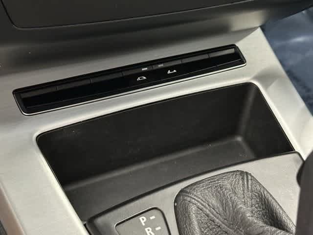 Thumbnail: 2011 BMW Z4 - 22