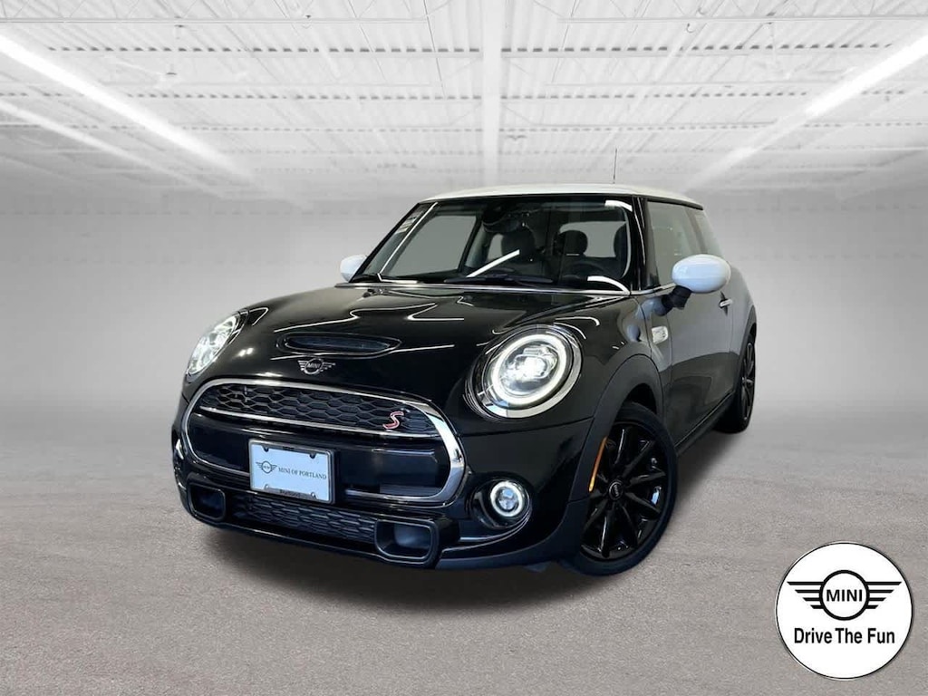 2020 Mini Cooper Hardtop 2 Door Signature photo 2