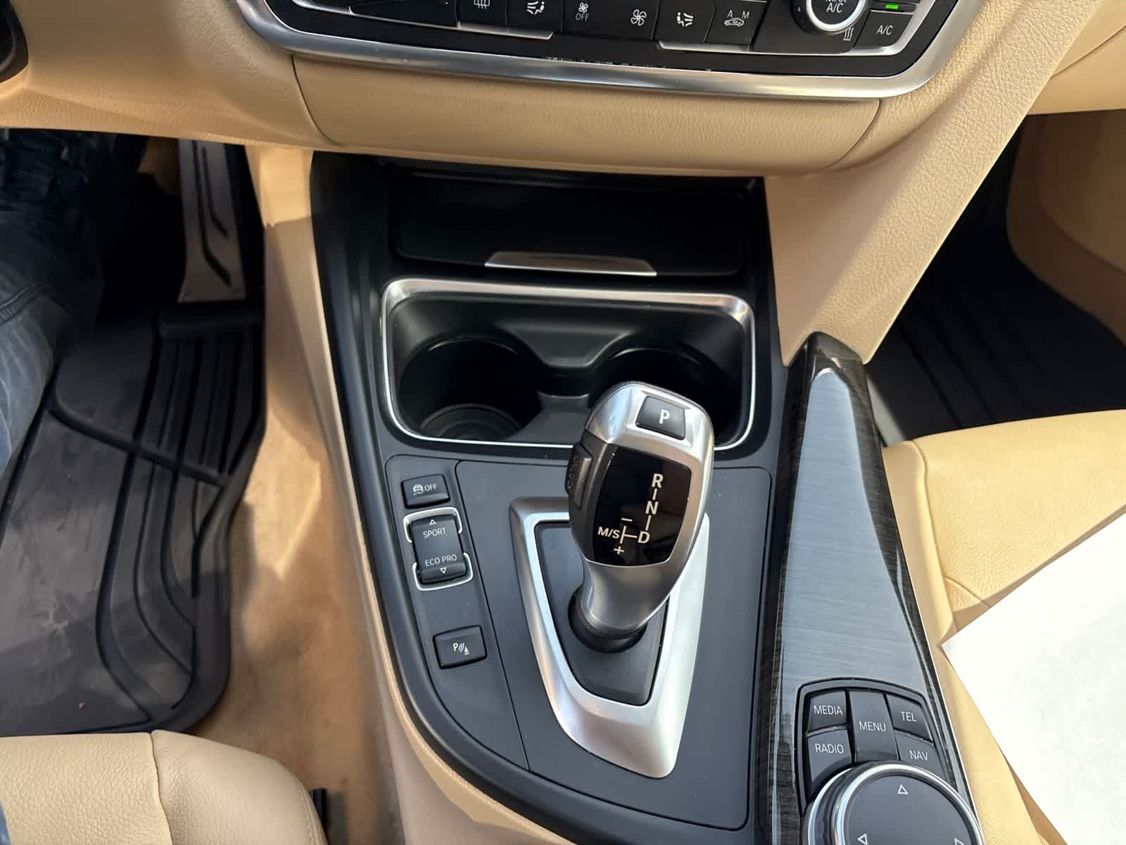 Thumbnail: 2015 BMW 3 Series - 4