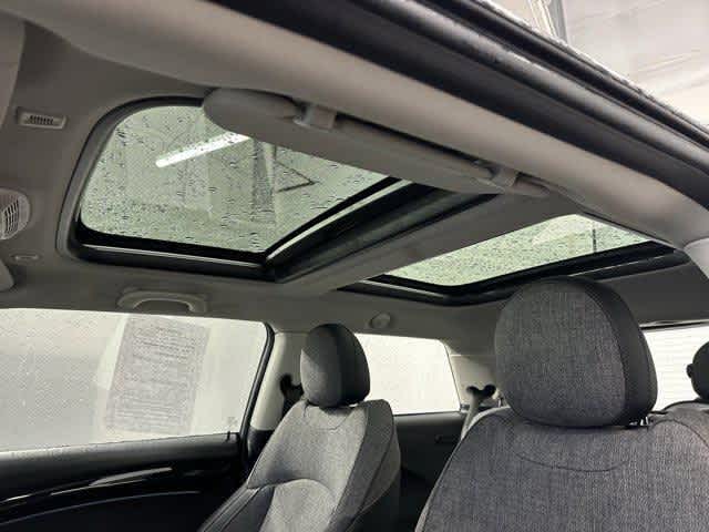 Thumbnail: 2022 MINI Cooper Hardtop - 12