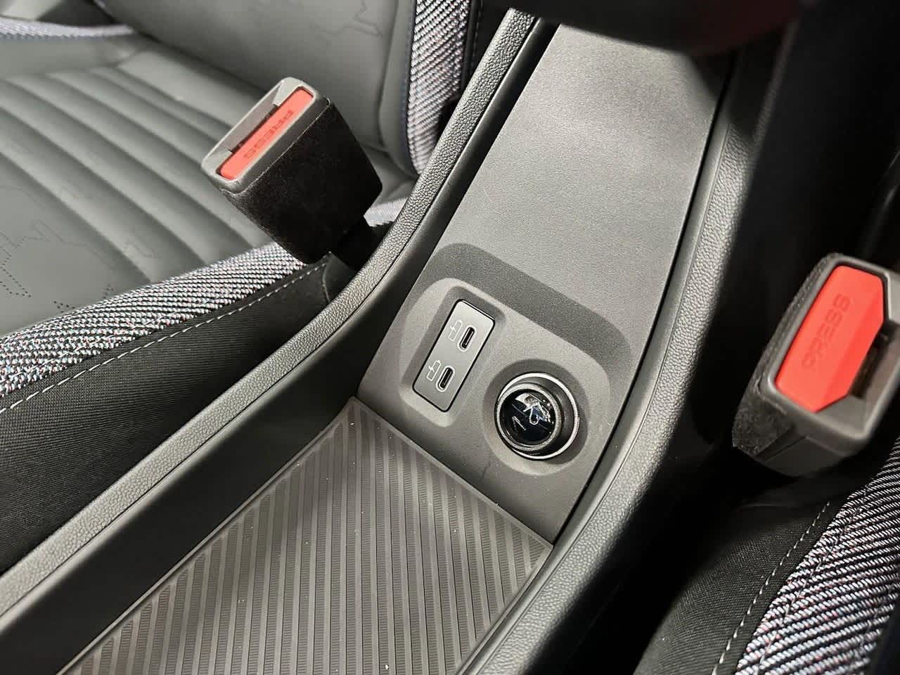 Thumbnail: 2025 MINI Cooper Hardtop - 22