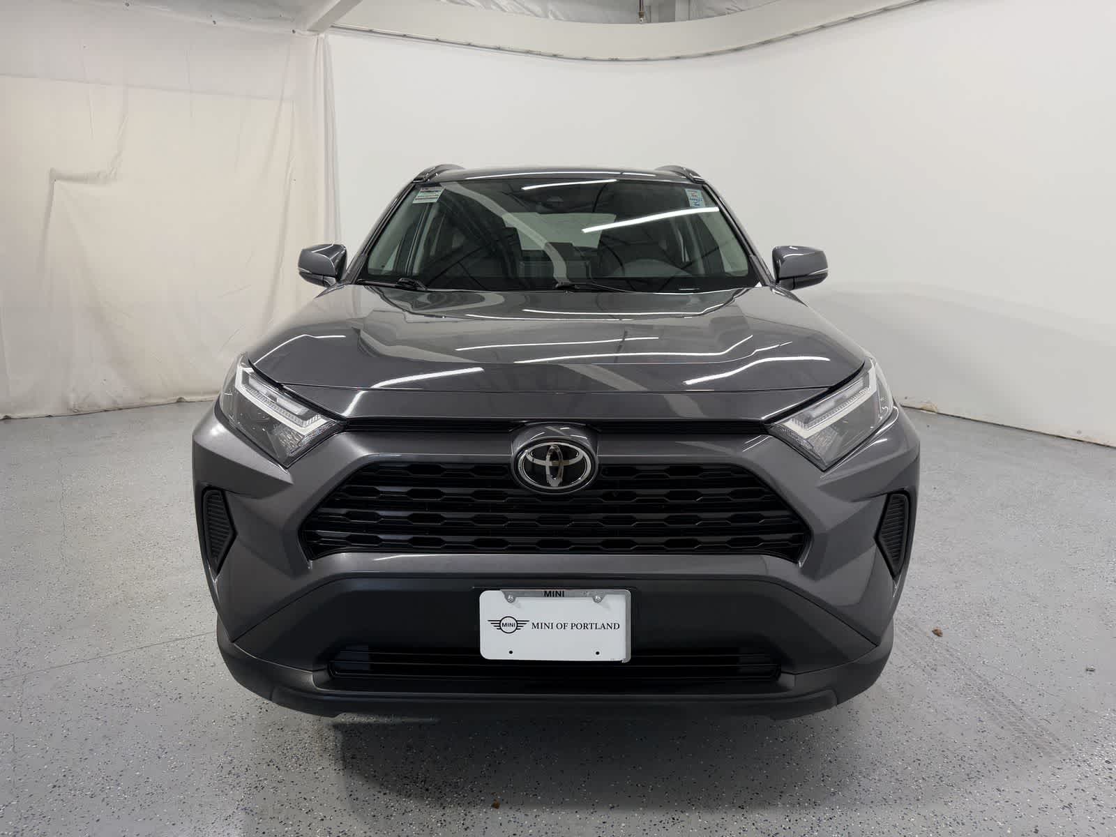 Thumbnail: 2025 Toyota RAV4 - 8