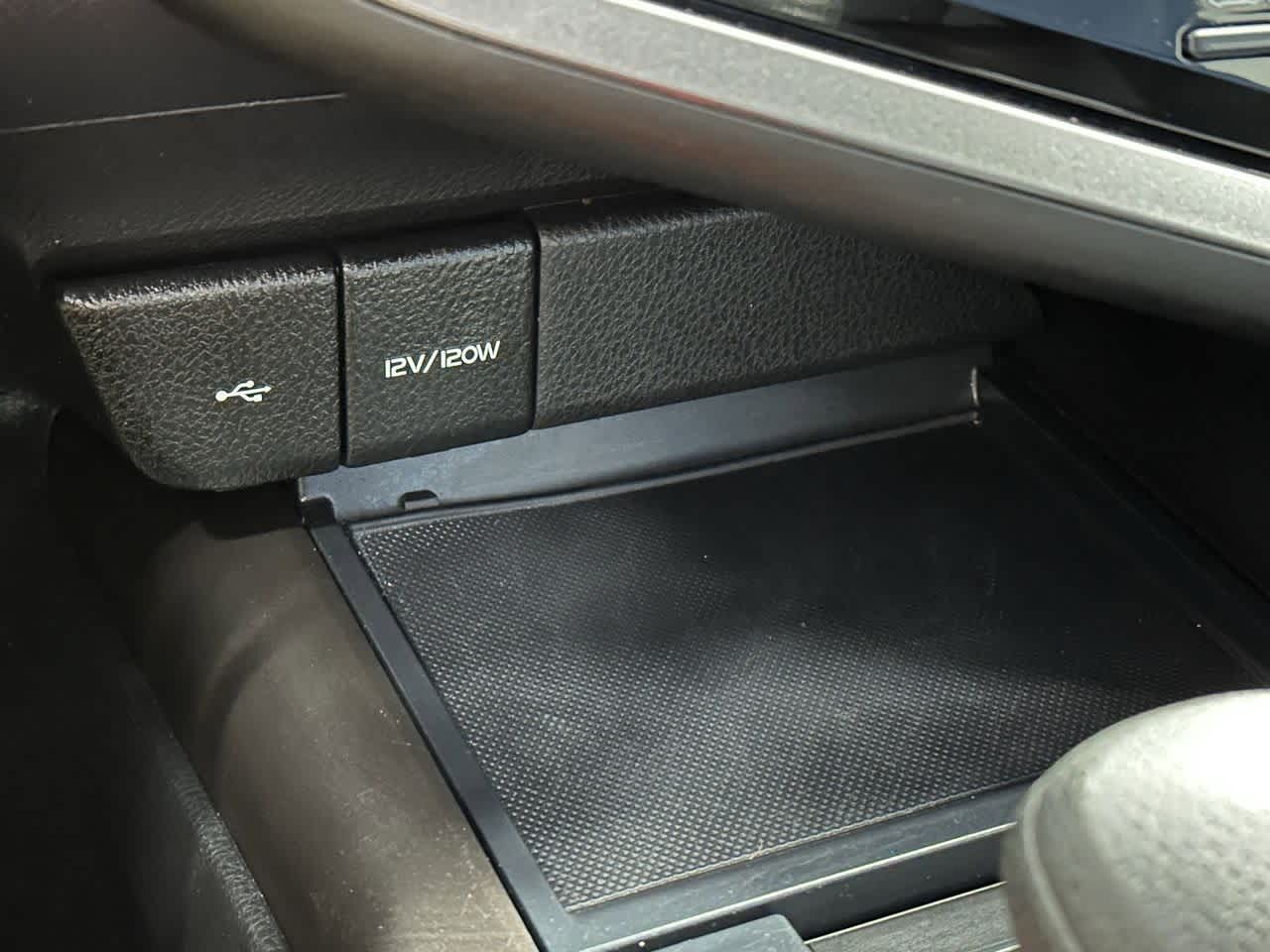 Thumbnail: 2022 Toyota Camry - 20