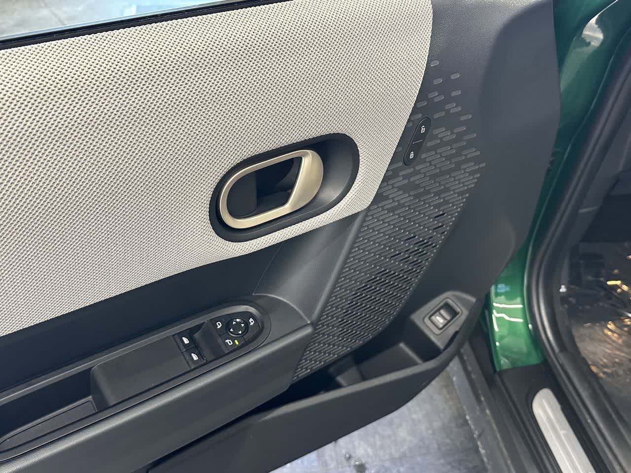 Thumbnail: 2025 MINI Cooper Hardtop - 13