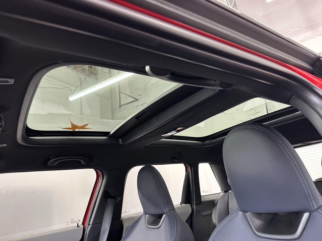 Thumbnail: 2025 MINI Cooper Hardtop - 14