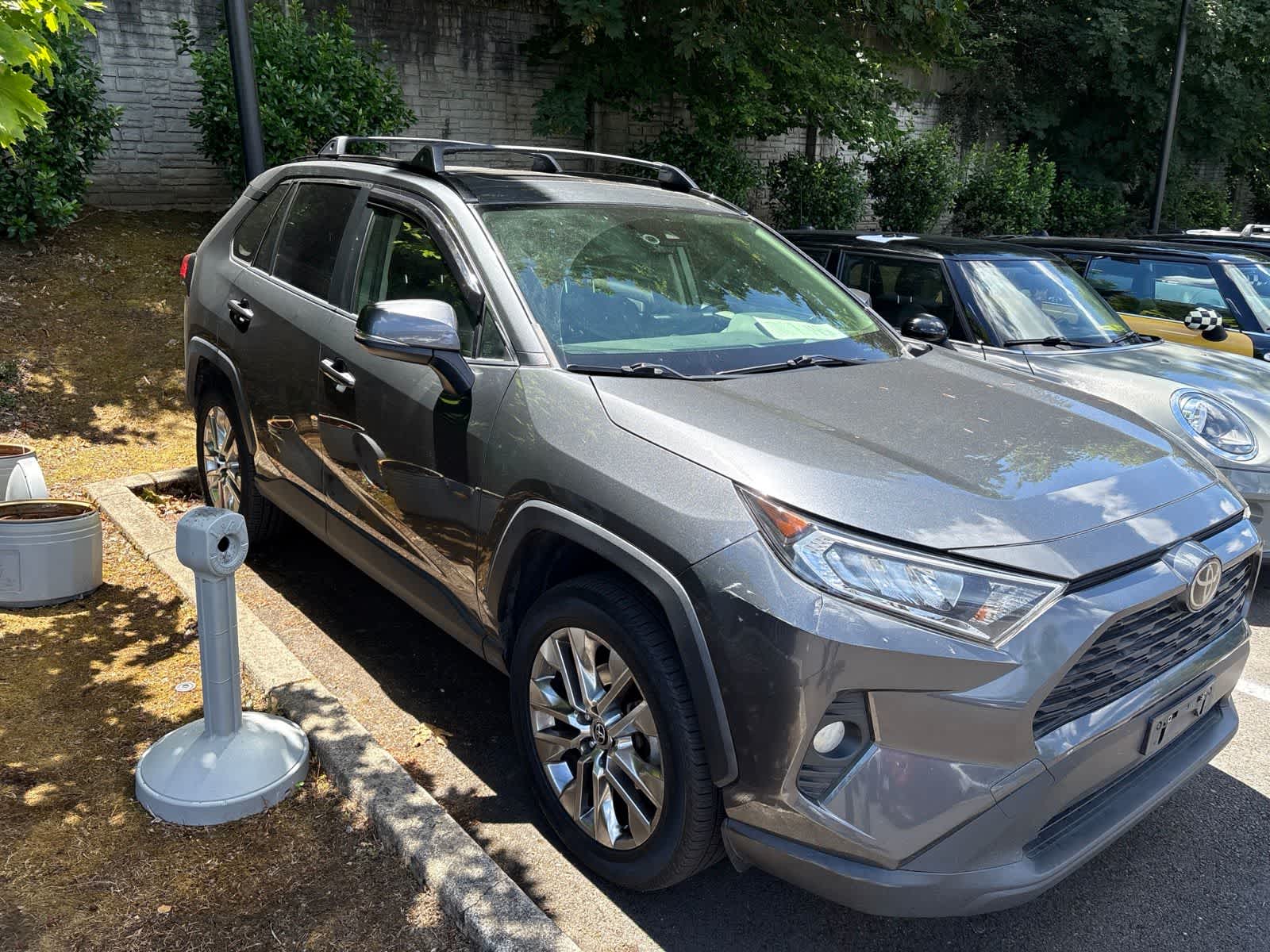 Thumbnail: 2021 Toyota RAV4 - 9