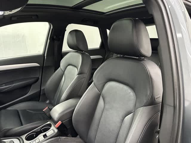 Thumbnail: 2016 Audi Q3 - 12