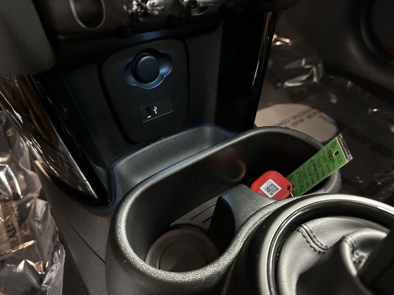 Thumbnail: 2024 MINI Cooper Hardtop - 22