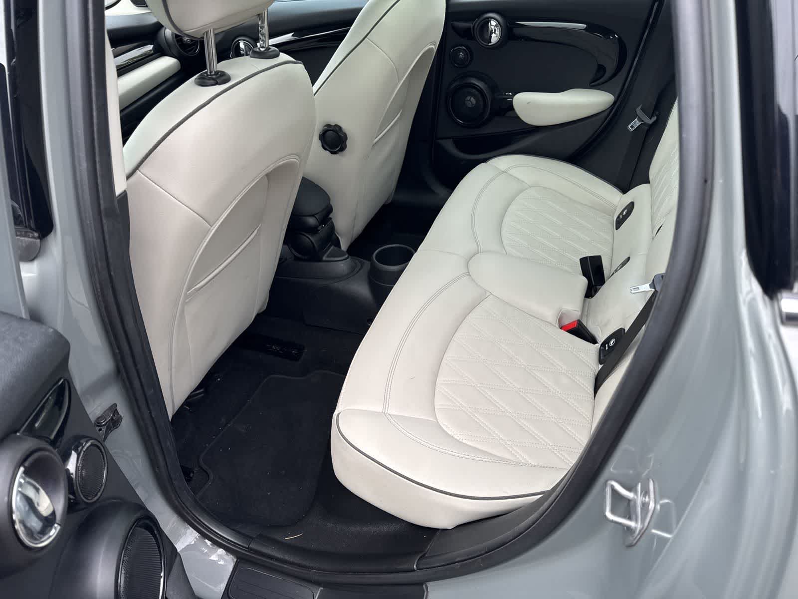 Thumbnail: 2021 MINI Cooper Hardtop - 4