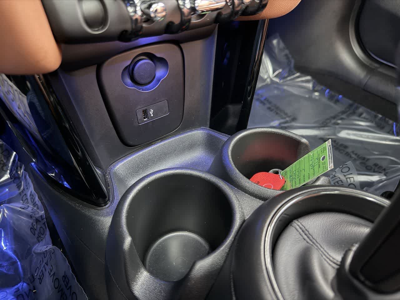 Thumbnail: 2023 MINI Cooper Hardtop - 21