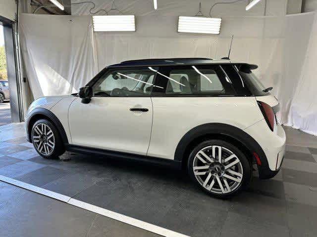 Thumbnail: 2025 MINI Cooper Hardtop - 3