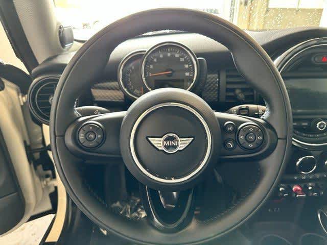 Thumbnail: 2017 MINI Cooper Hardtop - 15