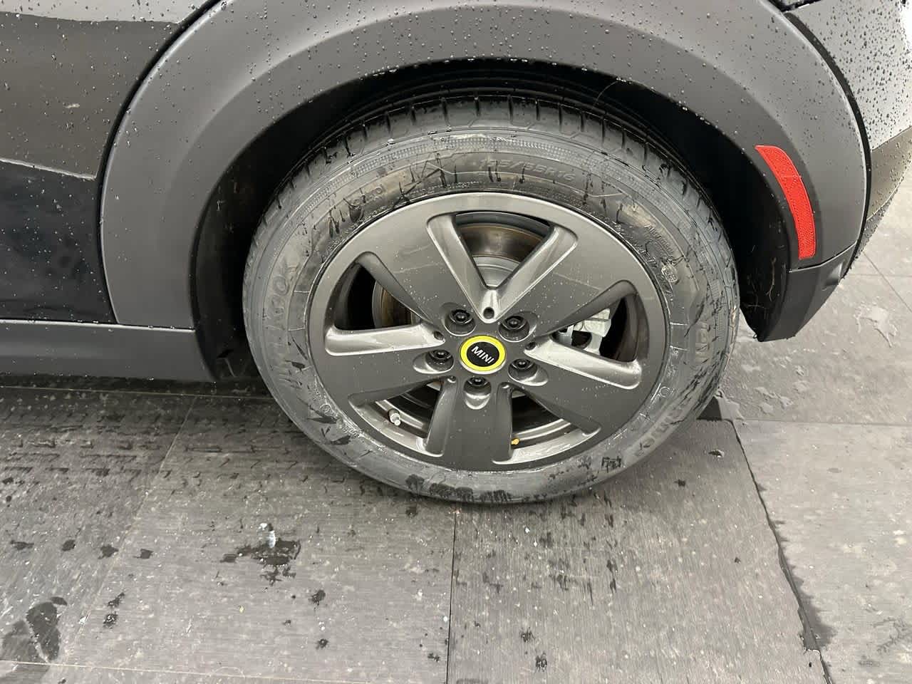 Thumbnail: 2024 MINI Cooper Hardtop - 25