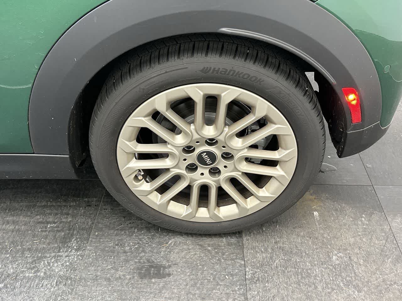 Thumbnail: 2025 MINI Cooper Hardtop - 24