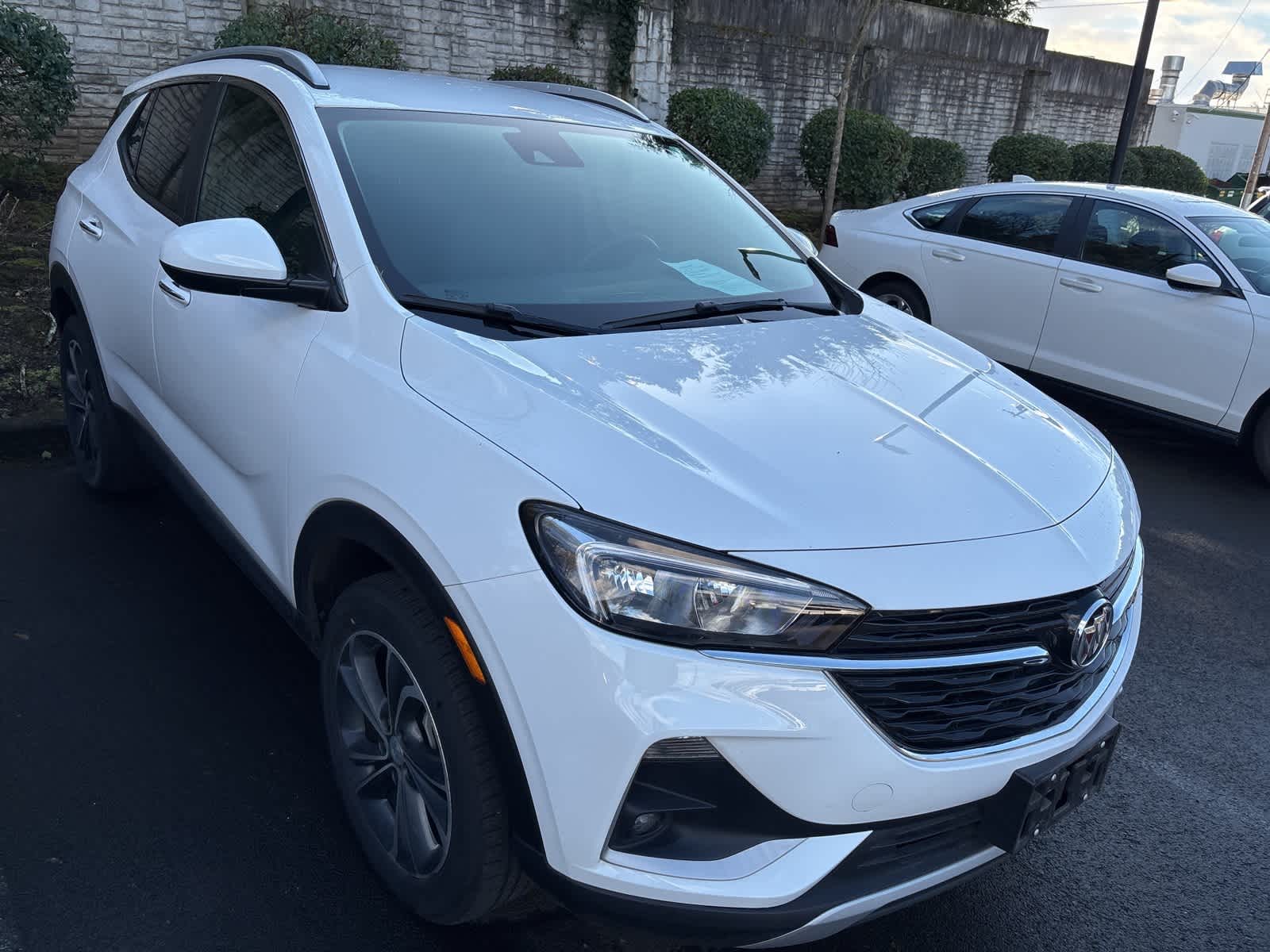 Thumbnail: 2023 Buick Encore GX - 3