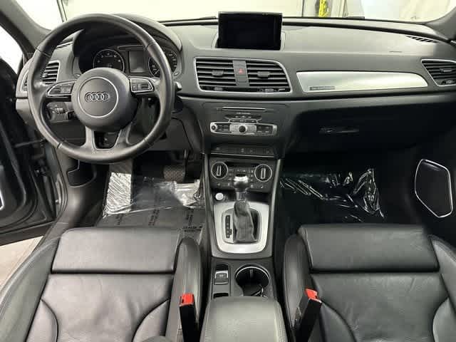 Thumbnail: 2016 Audi Q3 - 11