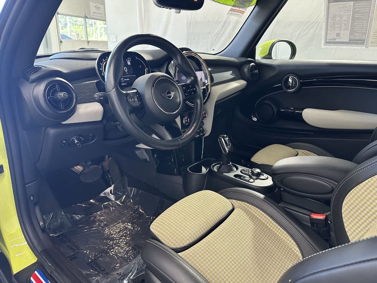 Thumbnail: 2022 MINI Cooper Convertible - 10