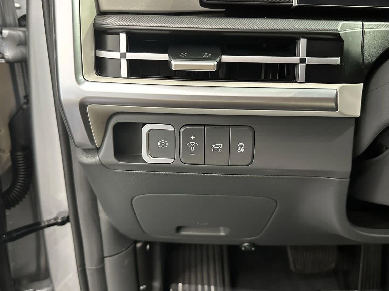 Thumbnail: 2024 Hyundai Santa Fe - 16