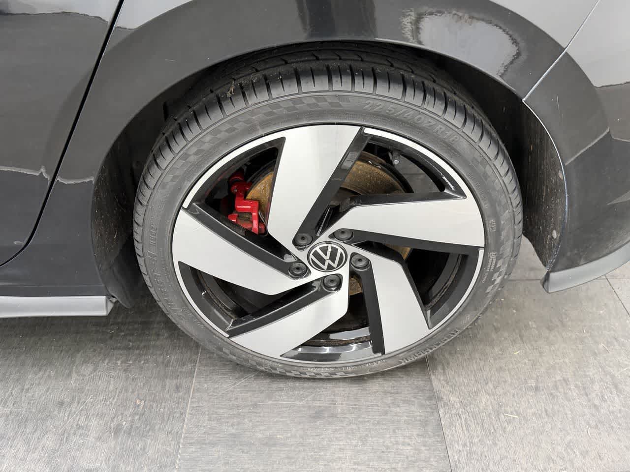 Thumbnail: 2024 Volkswagen Golf - 24