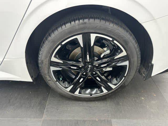 Thumbnail: 2023 Kia K5 - 25