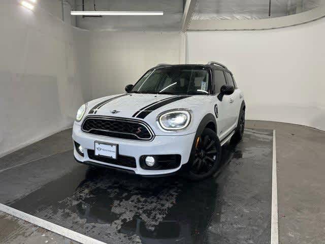 2017 Mini Countryman S ALL4 photo 2
