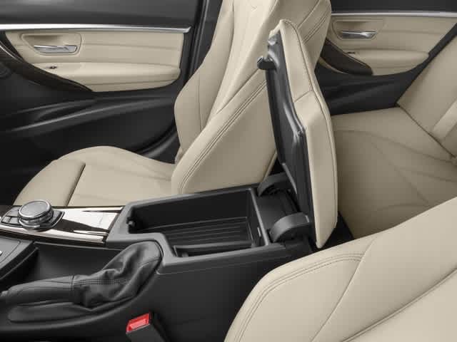 Thumbnail: 2017 BMW 3 Series - 15